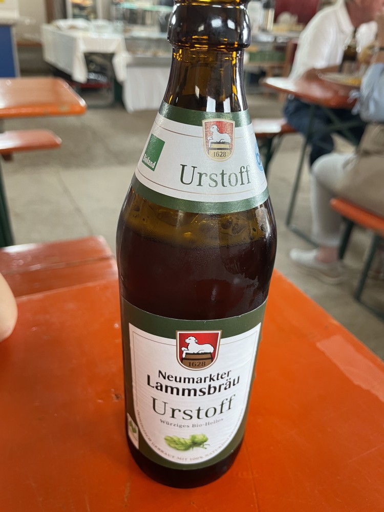 Neumarkter Lammsbräu Urstoff Bio-Helles